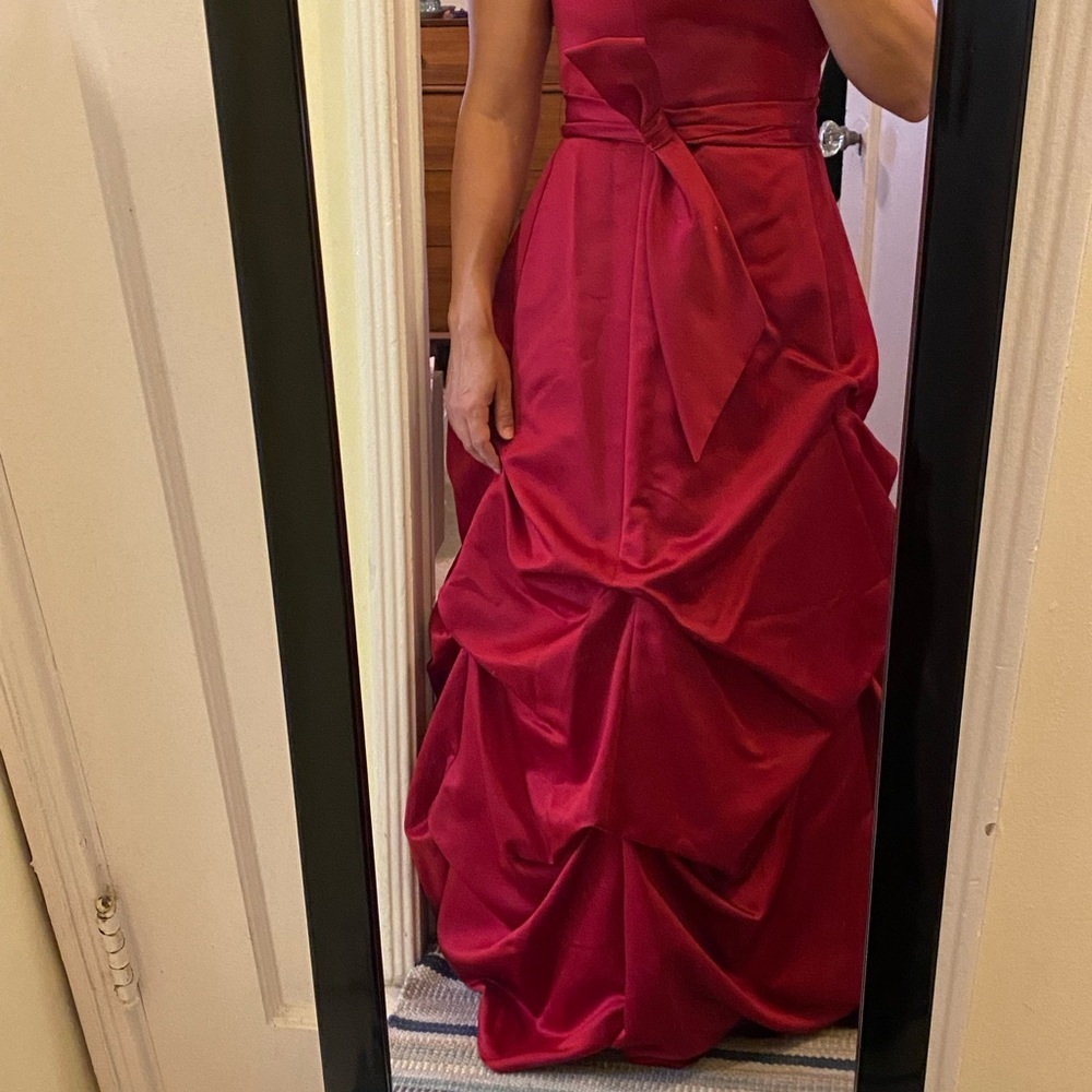 David’s Bridal strapless gown - Picture 3 of 10